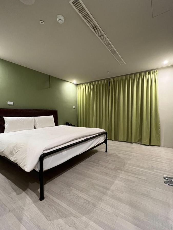 Saint Hostel Beigang Luaran gambar